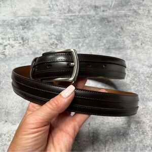 Johnston & Murphy Black & Silver Belt 44